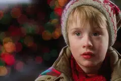 
                                        Macaulay Culkin em "Esqueceram de Mim" (Foto: Reprodução)