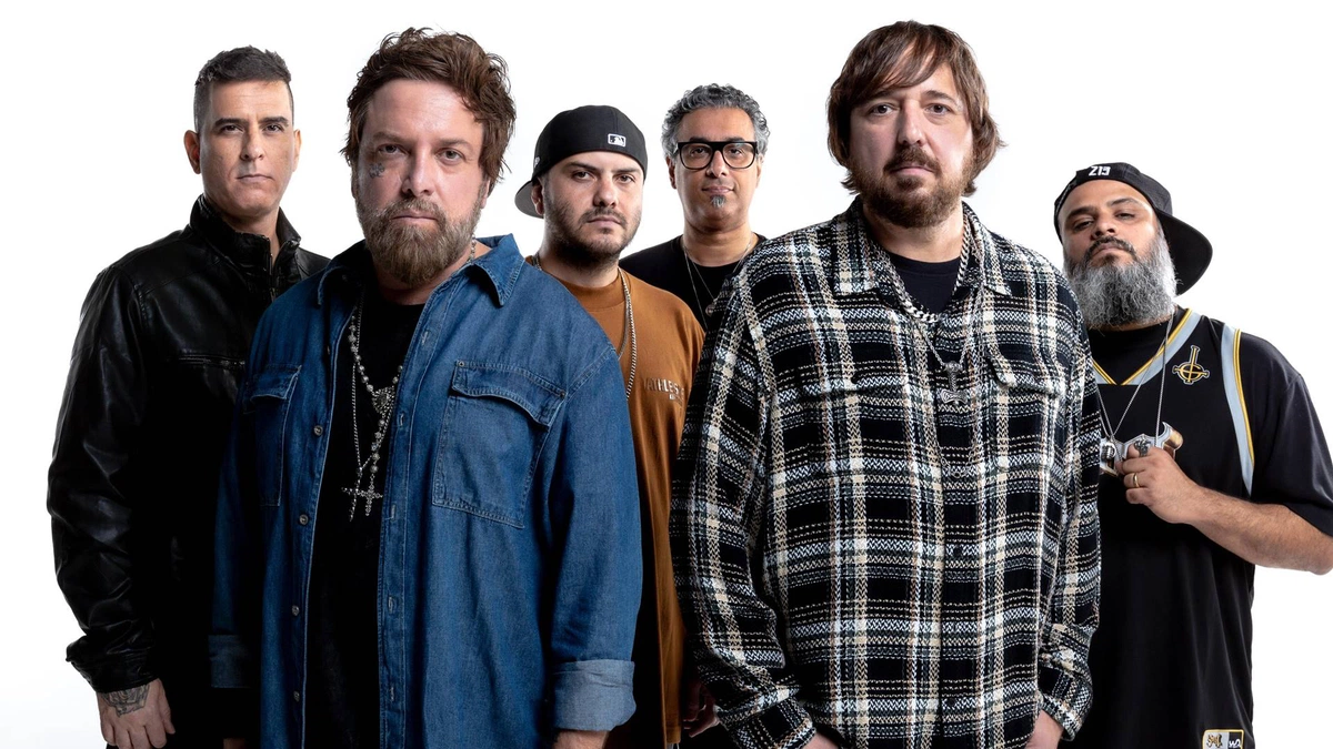 Charlie Brown Jr de Thiago e Marcão